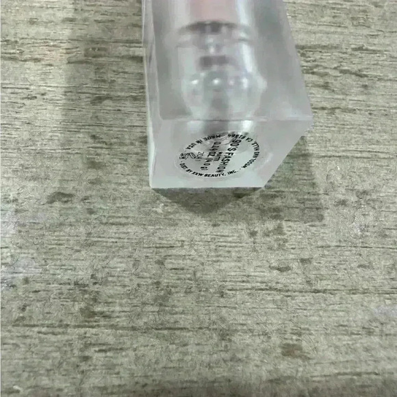 KKW BEAUTY 90s FASHION MATTE LIPSTICK - Picture 2 of 3